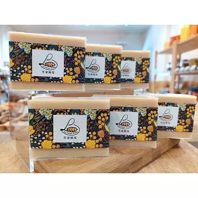 享蜜蜂王乳手工皂