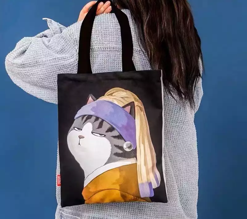 戴珍珠耳環的貓－絨布36cmX42cm