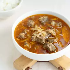 白飯神偷｜景頗燉牛腩