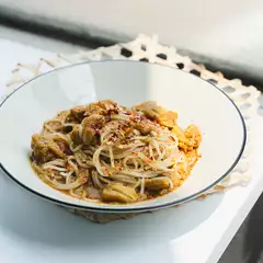 薑黃咖哩雞米線